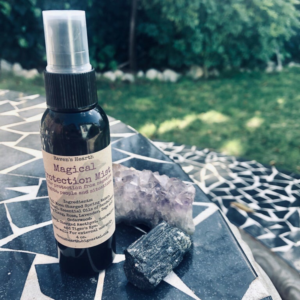 MAGICAL PROTECTION MIST — guard your space/aura.